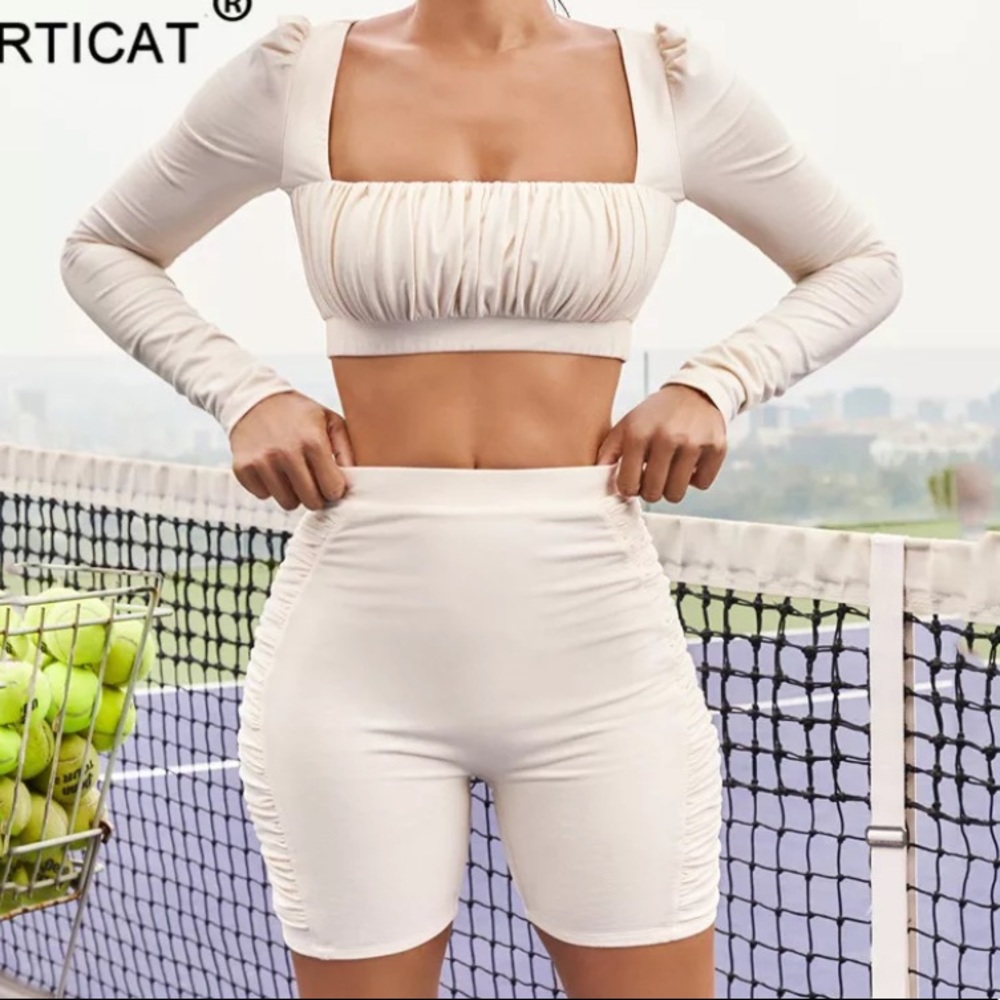 Sexy Ruched Two Pieces Set Long Sleeve Crop tops Biker Shorts Tracksuit Outfit